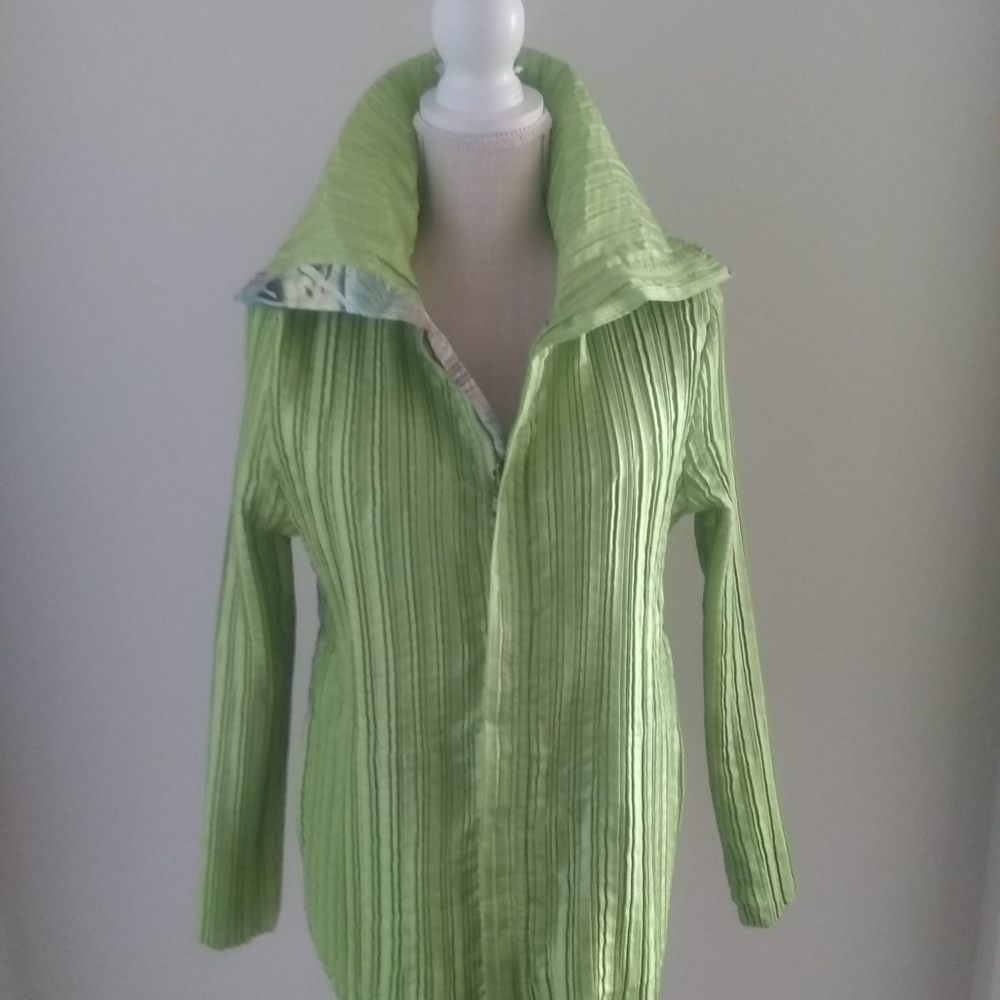Julia Lane Reversible light Jacket